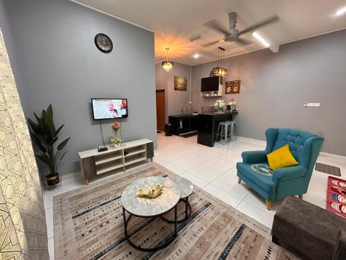 Tanah Merah Maison | Tok Wan's Studio Homestay