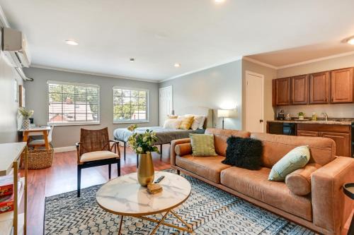 Toledo Appartement | Toledo Vacation Rental about 5 Mi to Downtown!