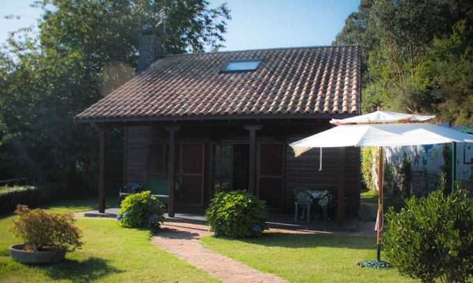 Tomino Maison | Tomino: Wooden house with garden, pool and barbecue in 'Baixo Miño'