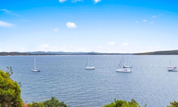 Marks Point Maison | Tommys Lakehouse