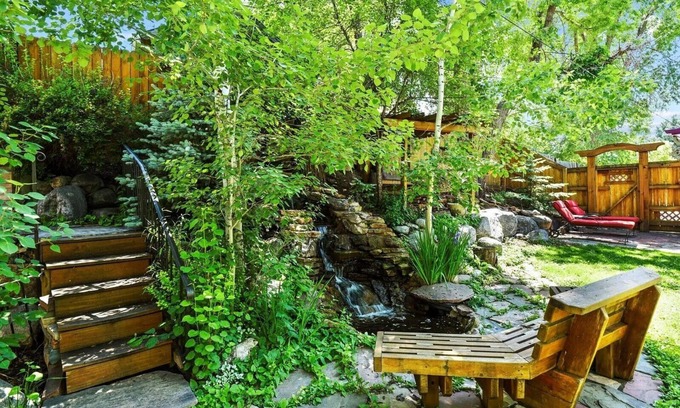 Littleton Maison | Tons of Trails! Red Rocks close! Huge patio area for relaxation and entertaining