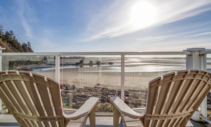 Lincoln City Copropriété | Top-Floor Siletz Bay Waterfront Ocean and Bay View