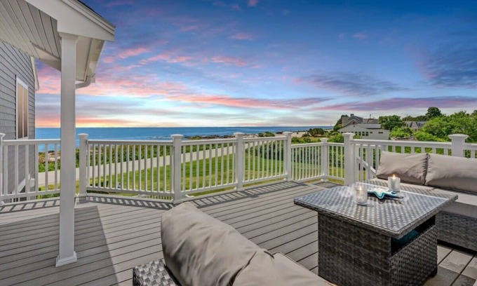 Rye Appartement | The Sunrise Deck Ocean Views Private Deck