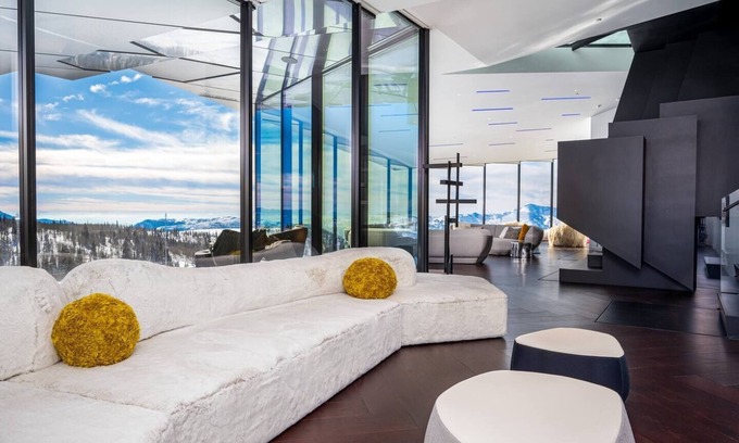 Eden Maison | Top of the World Chalet | On the Slopes of Powder Mountain