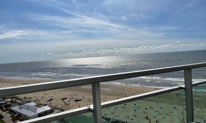 Zandvoort Appartement | Top View