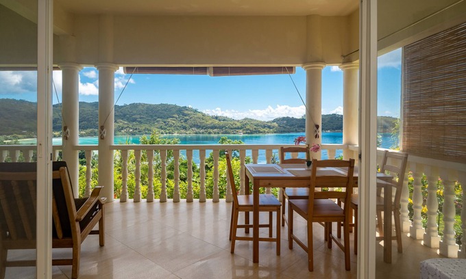 Anse La Mouche Maison | Top View retreat