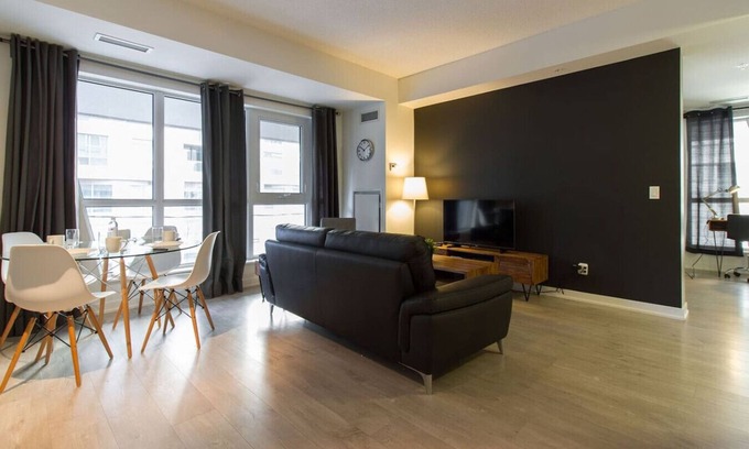 Financial District Appartement | Elegant 1BR Apt with Balcony near Rogers Centre