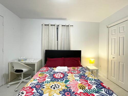 Fairbank Maison | Toronto Room with Balcony - Midtown