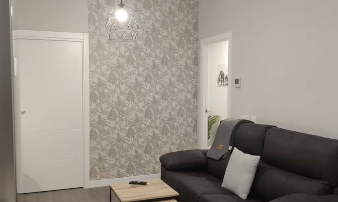 Torrejon de Ardoz Appartement | Torrejón Suites Lower 9