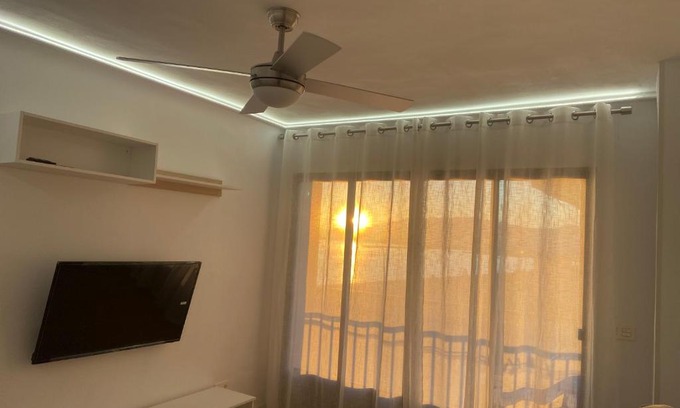Torrenueva Appartement | Torrenueva con vistas a la playa