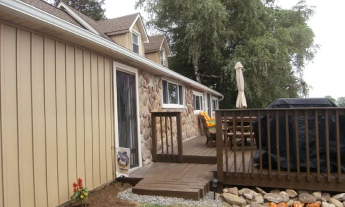 Sodus Point Maison | Tortuga Cove is a whole house with spectacular bay views.
