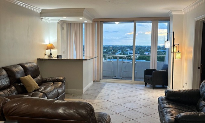 Barrier Island Appartement | CORTUGAFestivalSpecial 1Bedroom Hotel Suite,CityView Ft Lauderdale&Two QueenBeds