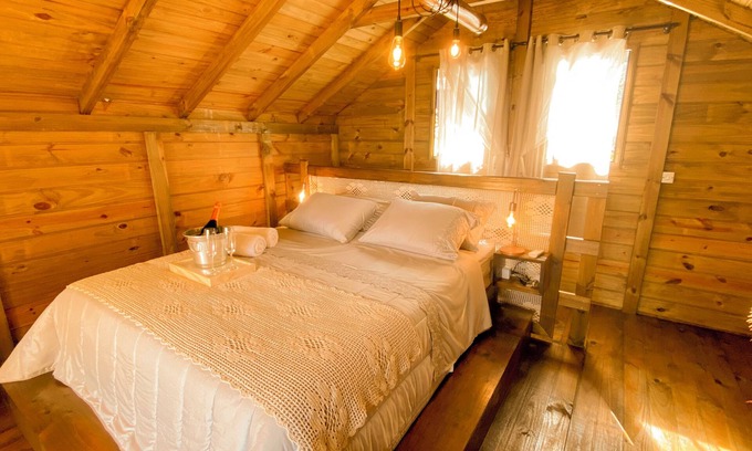 Morro dos Ventura Chalet De Ski | Toucans' Home Chalet - A Romantic Chalet in Santo Amaro da Imperatriz
