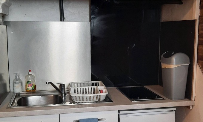 Montastruc-la-Conseillere Appartement | Toulouse 15 min renovated 2-person apartment on ground floor 140 cm bed