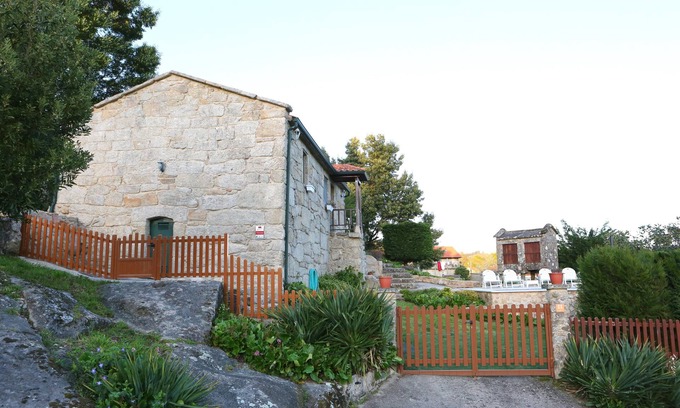 Ponte Caldelas Cottage | Chalet touristique Pontecaldelas, Pontevedra, jardin de 700 m2 avec barbecue,