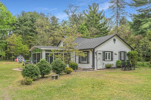 Shorewood-Tower Hills-Harbert Maison | Tower Hill Cottage