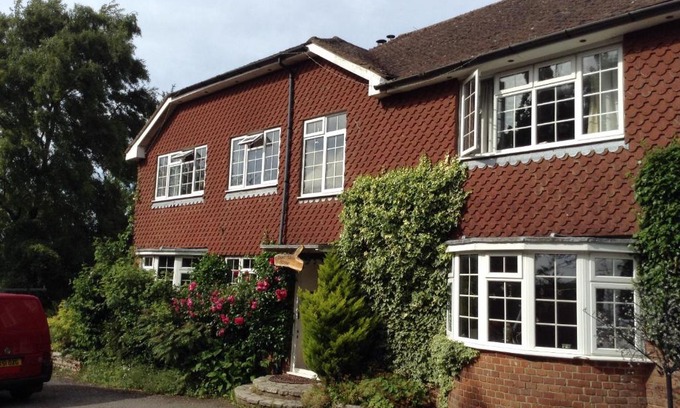 Dummer Maison | Tower Hill House Basingstoke