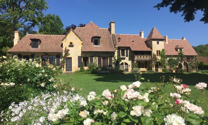 Apremont-sur-Allier Maison | Maison de la Tour