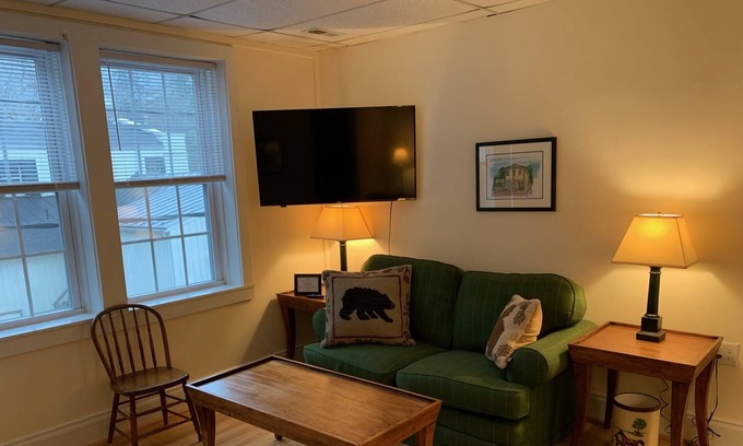 Hot Springs Appartement | Tower View Apartment in the Heart of Hot Springs