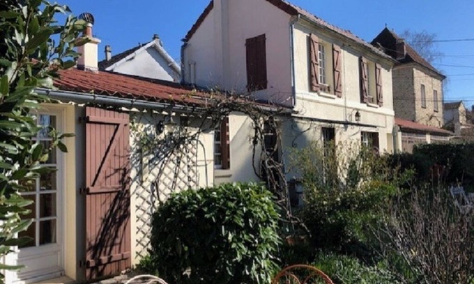 Coulommiers Maison | Maison centre ville, plain pied, joli jardin privatif, terrasse, parking privé
