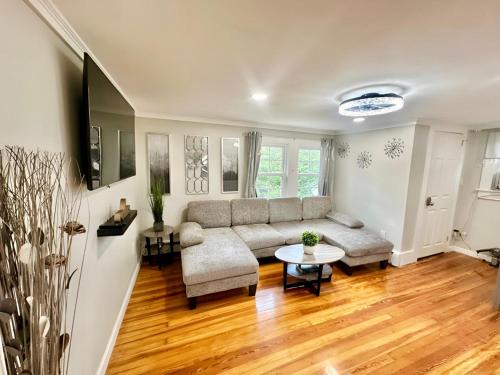 Newton Appartement | Town & Country Andover Area Apartment