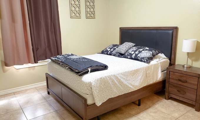 Edinburg Maison | Town home in a gated community!!Spacious 1100sqft