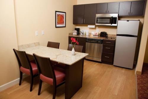 Clute Hôtel | TownePlace Suites by Marriott Lake Jackson Clute