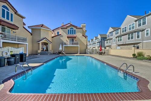 Diamond Beach Maison | Townhome with Balcony Less Than 1 Mi to Wildwood Crest BCH!