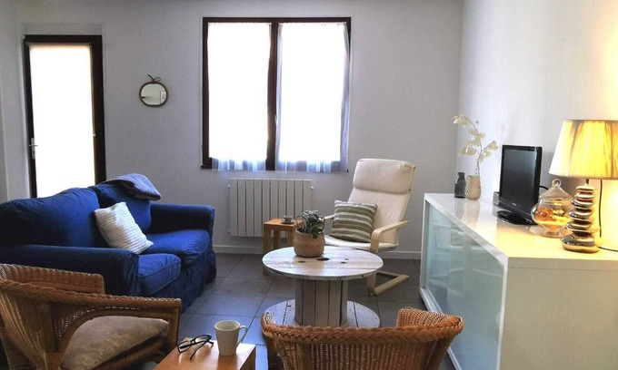 Lauzerte Maison | Townhouse in the medieval city