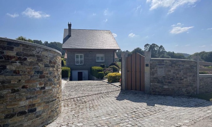 Lavacolla Maison | Toxiños Lavacolla