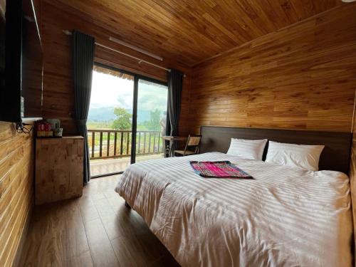 Nghia Lo Lit Et Petit-Déjeuner | Trần Gia - Homestay Nghĩa Lộ