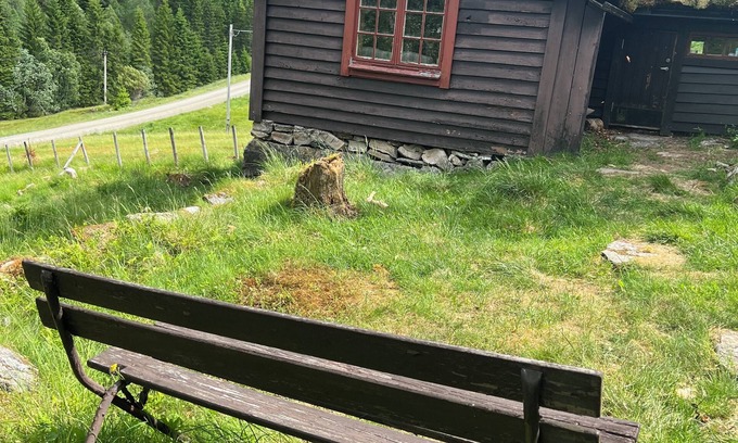 Evanger Cabine | Tradisjonell norsk hytte i Rasdalen