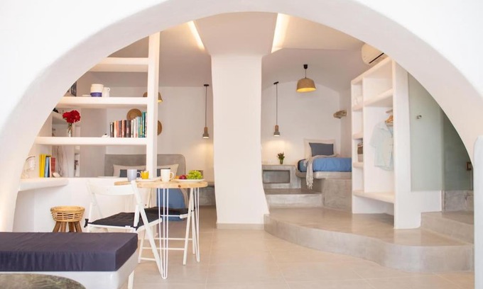 Marpissa Appartement | Traditional Arch House Paros