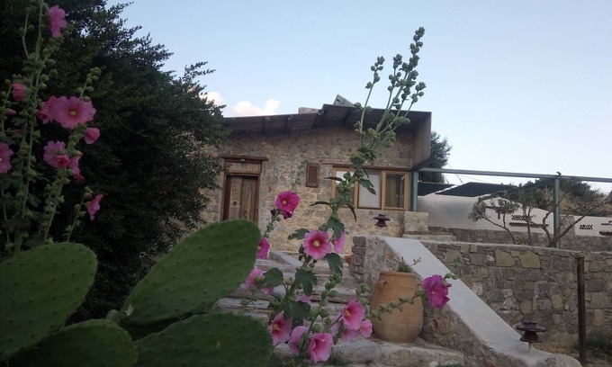 Agios Ioannis Maison | Traditional Dream Recidence, '' Maison de vacances crétoise dans le village de montagne d'Agios Ioannis "
