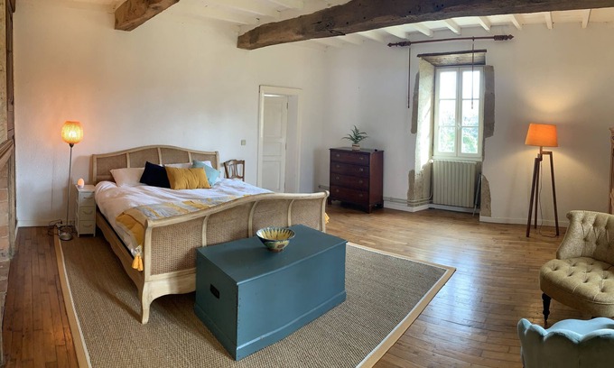 Saint-Arailles Autre | Traditional hilltop Gascon farmhouse with large pool overlooking the Pyrénées