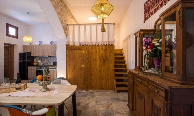 Kalithies Maison | Traditional Loft Casa Di Vini