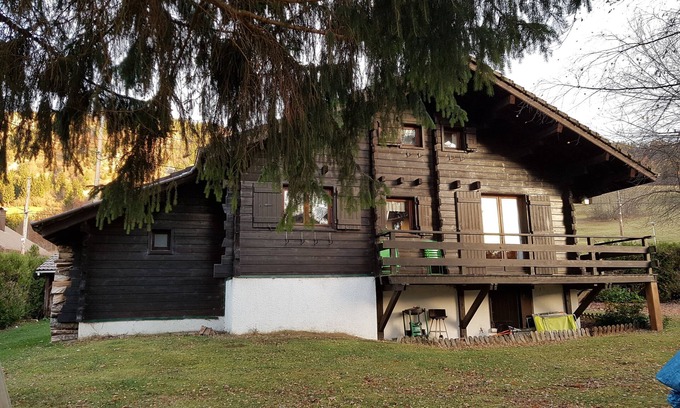 Les Bouchoux Chalet De Ski | Chalet Traditionnel Montagnard Tout Confort, Parc Naturel du Haut-Jura