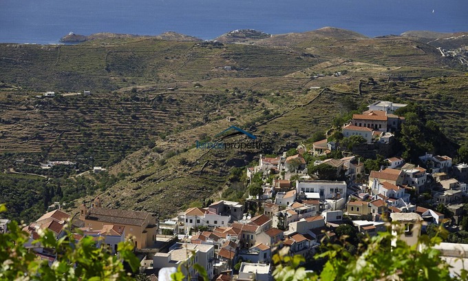 Kea Maison | Maison traditionnelle en pierre à Ioulis (Kea) avec une vue fantastique