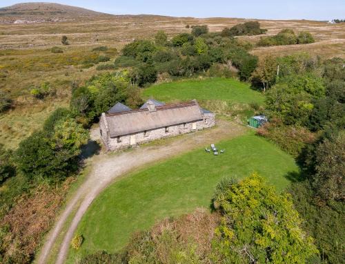 Templenoe Maison | Traditional style thatched cottage in Kenmare