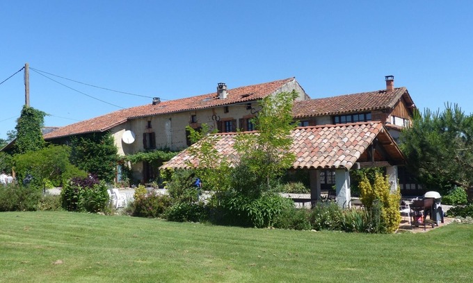 La Bastide-de-Besplas Autre | Casa de campo tradicional, piscina, vista panorámica de los Pirineos, todas las comodidades.
