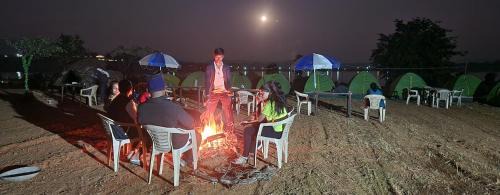 Akola Autre | Traholic Camping Bhandardara