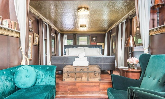 Cornell Maison | Train Caboose Cornell près de Malibu