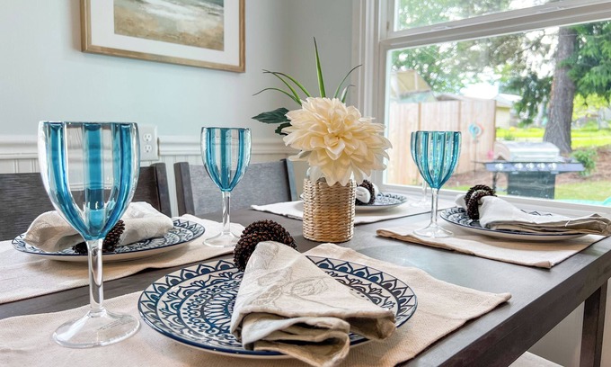 Everett Maison | Tranquil 2-bed house near Hospital, Park and Marina
