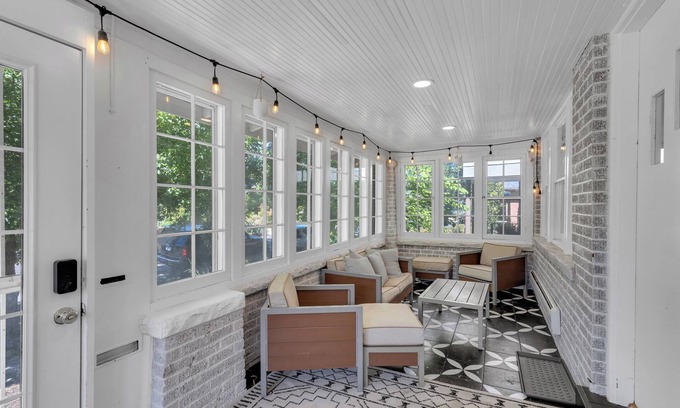 West Highland Maison | Tranquil 4-bedroom house with AC in Denver