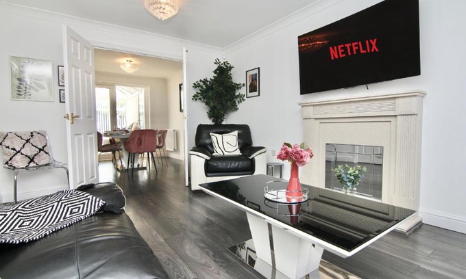 Weston on Trent Maison | Tranquil 4Bed Retreat - 3 Min to M6, 10 Min to Coventry City Centre