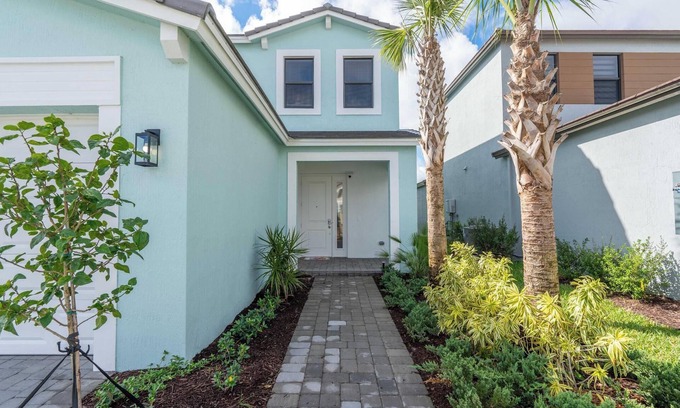 Hunt Club Maison | Tranquil 5-bedroom house with AC in Westlake