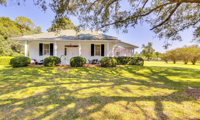 Fowlstown Maison | Tranquil Abode Near Thomasville w/ Screened Porch!
