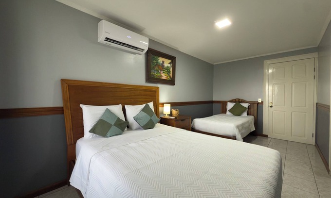 Agonia Lit Et Petit-Déjeuner | Tranquil bed & breakfast with AC in Alajuela. Near International Airport, 15 min
