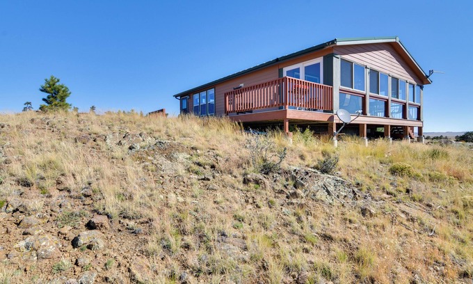 Hartsel Cabine | Tranquil Cabin Getaway w/ Panoramic Mtn View!