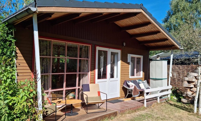 Geel Chalet De Ski | Chalet situé au calme à Geel avec jardin